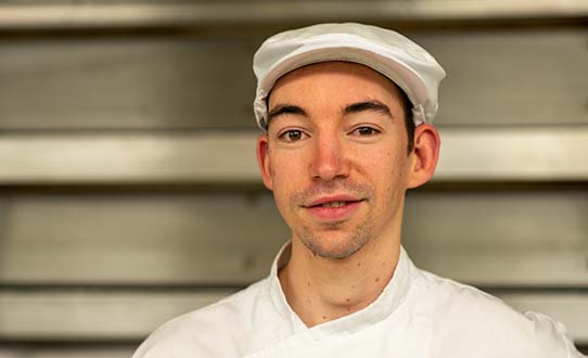 Joël Alt ist Inhaber der Bäckerei Alt